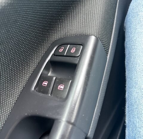 
								VOLKSWAGEN VOYAGE 2021 COMFORTLINE full									