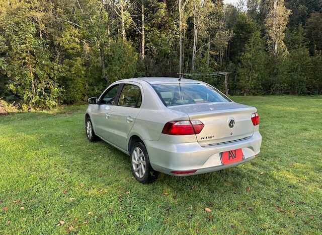 
								VOLKSWAGEN VOYAGE HIGHLINE 2022 full									