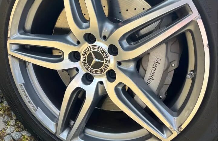 
								UN AUTO DE VERDAD¡¡¡ full									