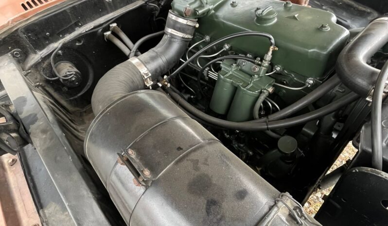 
								FORD F-350 1975 full									