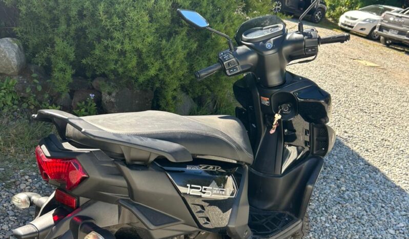 
								YAMAHA CASI NUEVA ¡¡¡ full									