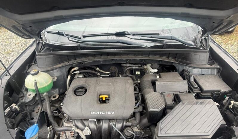 
								HYUNDAI TUCSON 2017 full									