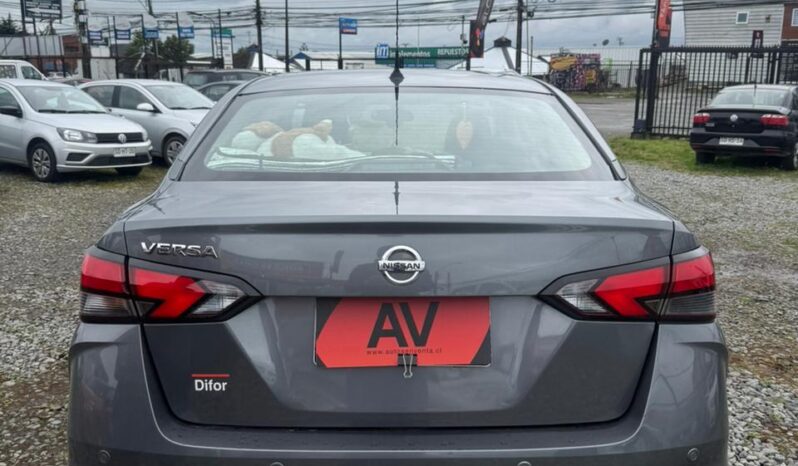 
								NISSAN VERSA 2022 IMPECABLE full									