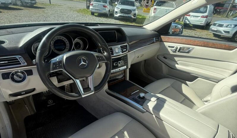 
								MERCEDES BENZ E350 AÑO 2015 full									